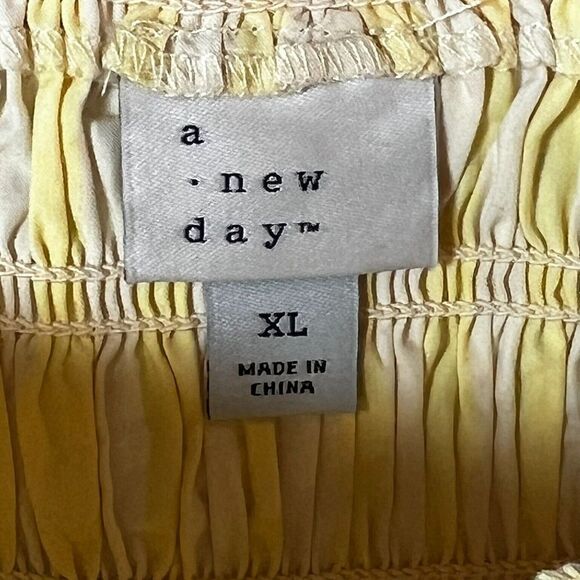 Stripe Shirred Crop Tank Cotton Tube Top Adjustable Straps- A New Day, Yellow XL - Picture 2 of 4